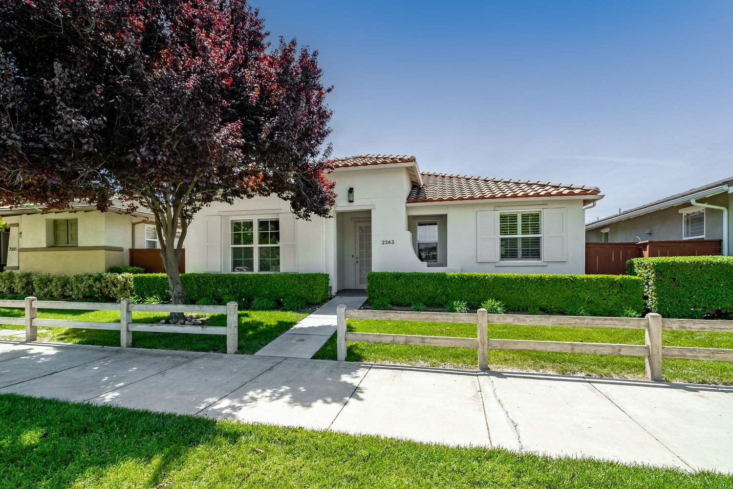 2563 Clubhouse Drive, Paso Robles, CA 93446