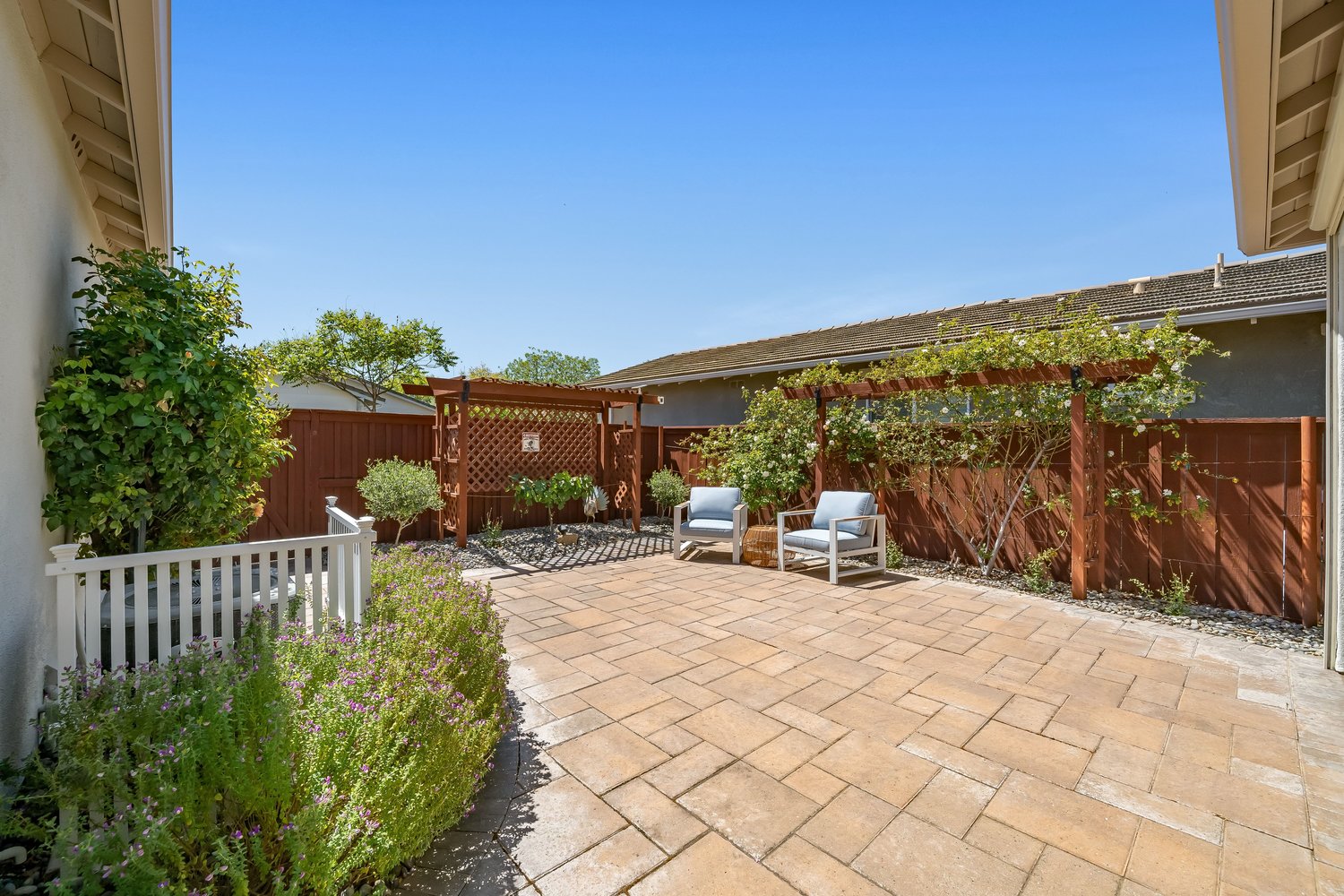2563 Clubhouse Drive, Paso Robles, CA 93446