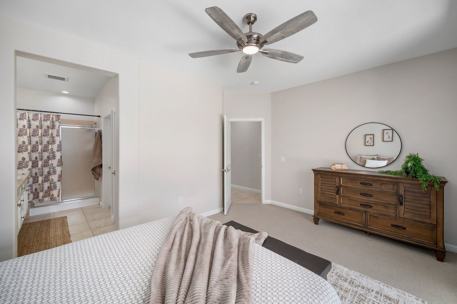 2563 Clubhouse Drive, Paso Robles, CA 93446