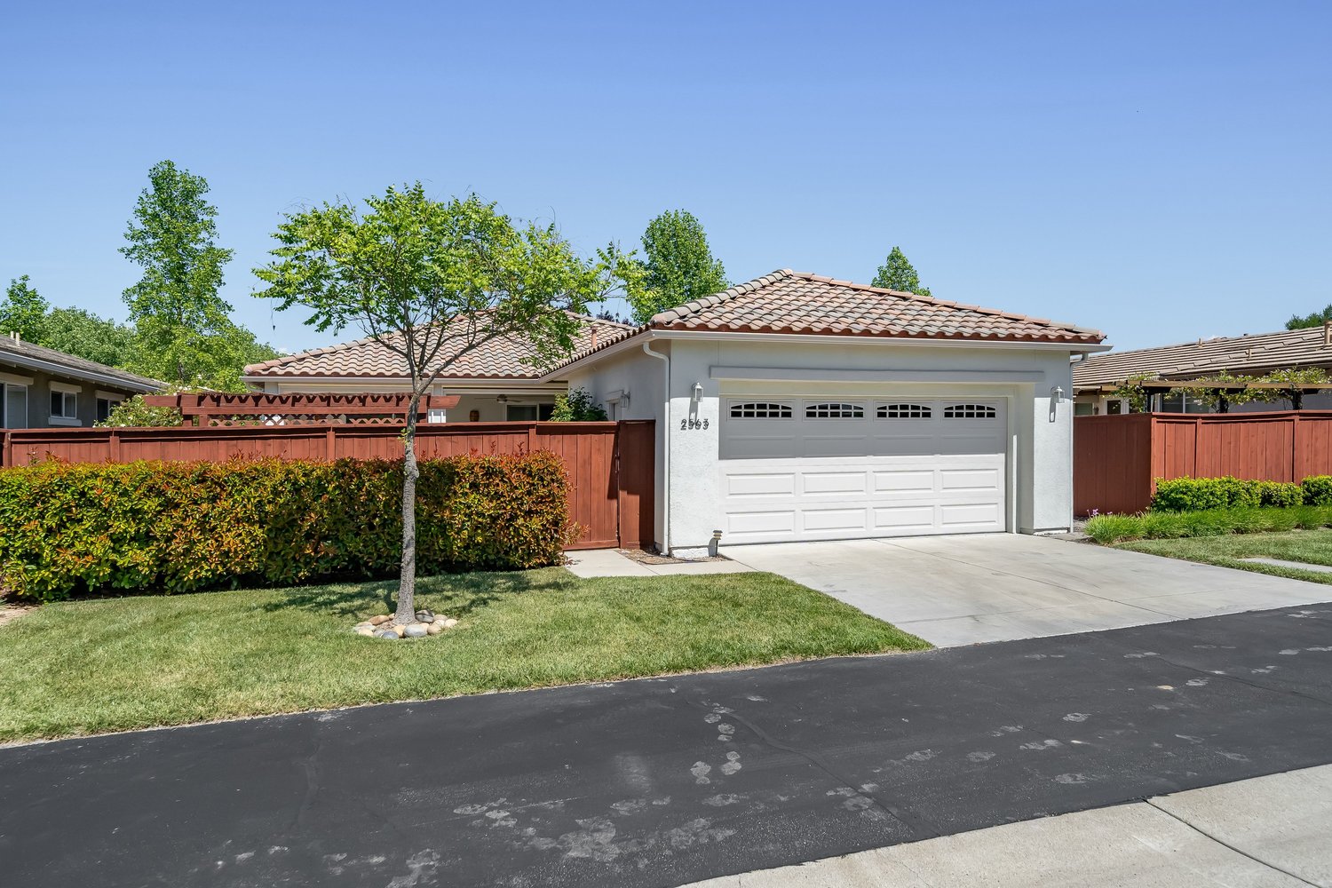 2563 Clubhouse Drive, Paso Robles, CA 93446