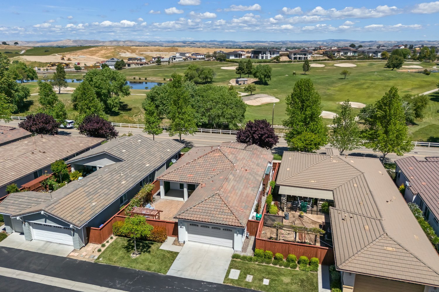 2563 Clubhouse Drive, Paso Robles, CA 93446