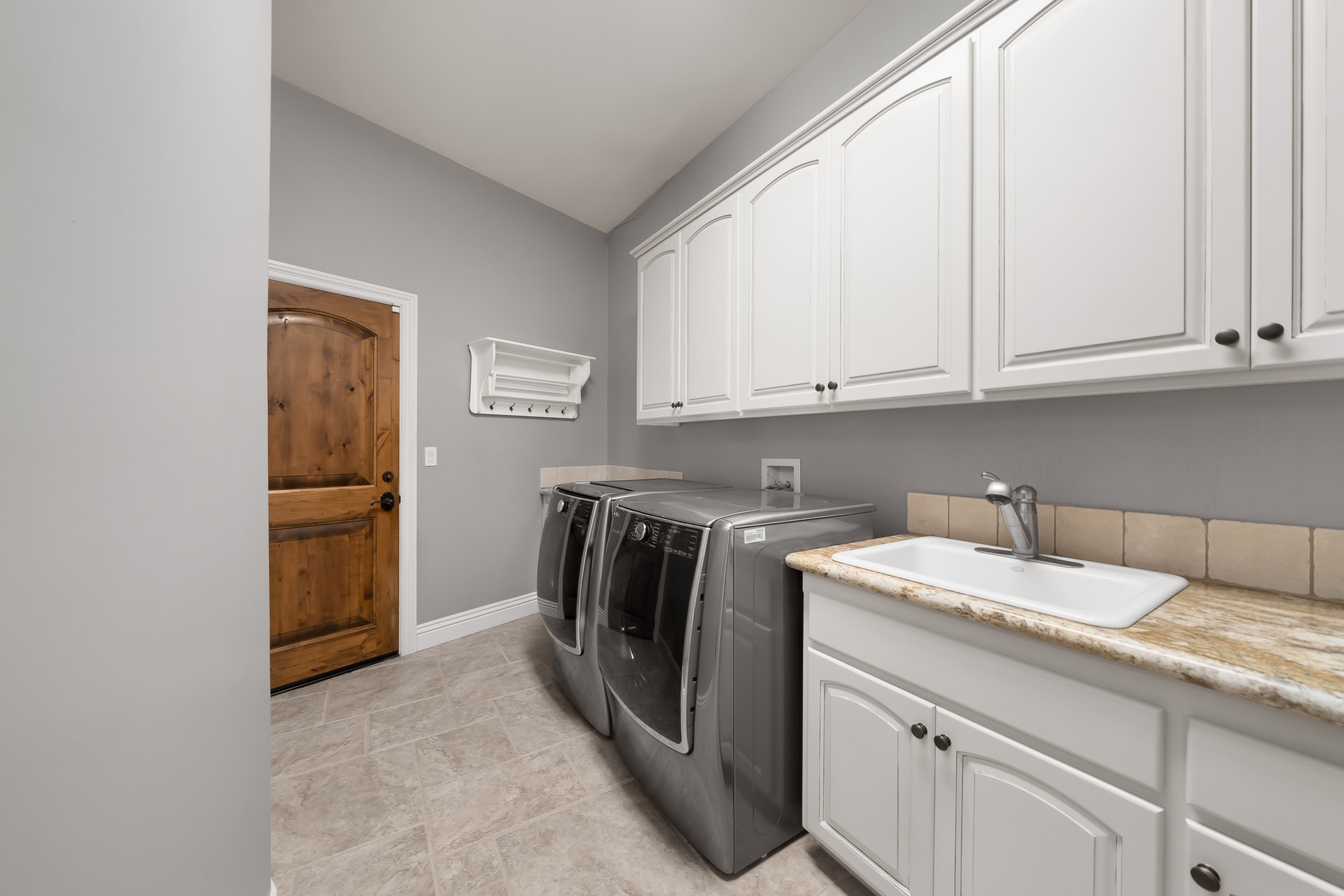 049_aspectvisuals_520stanton_49_20261015_702 520 Stanton St, Arroyo Grande, CA 93420